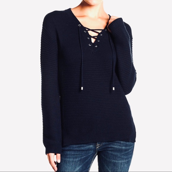 Romeo & Juliet Couture Sweater - Picture 2 of 8